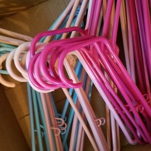 Lot of 21 plastic hangers
